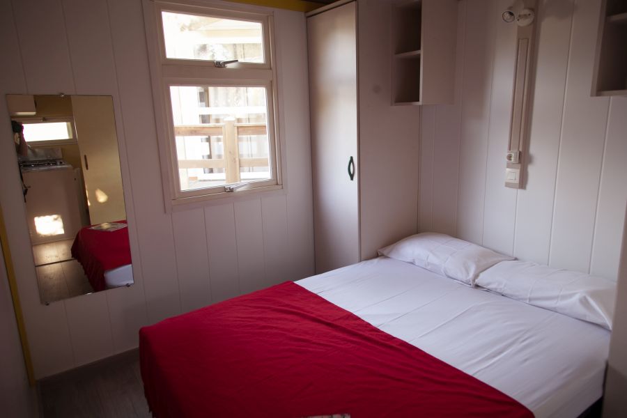 5 Tucan-Family -Bungalow para familias con niños-habitacion matrimonial