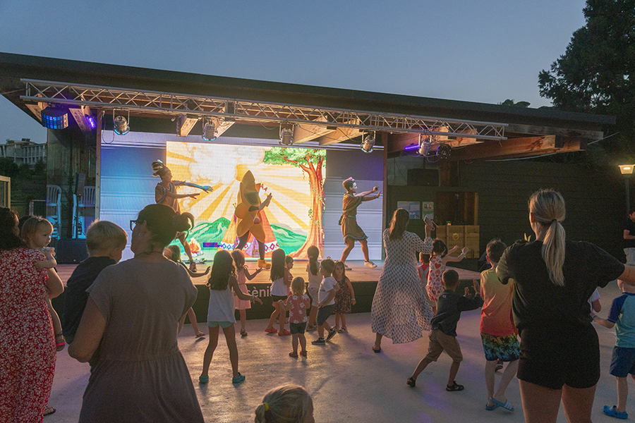Animation and dancing at the campsite