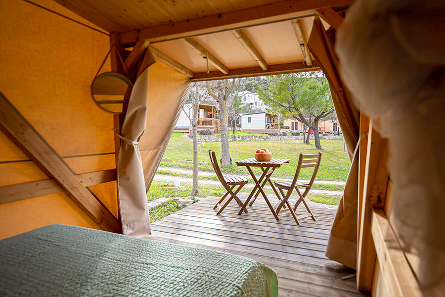 Camping Karin tienda Nateko