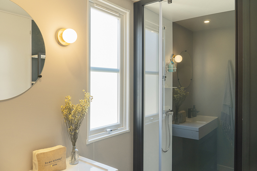 Senia Riu Mobil BañoHome Marina con Mascota