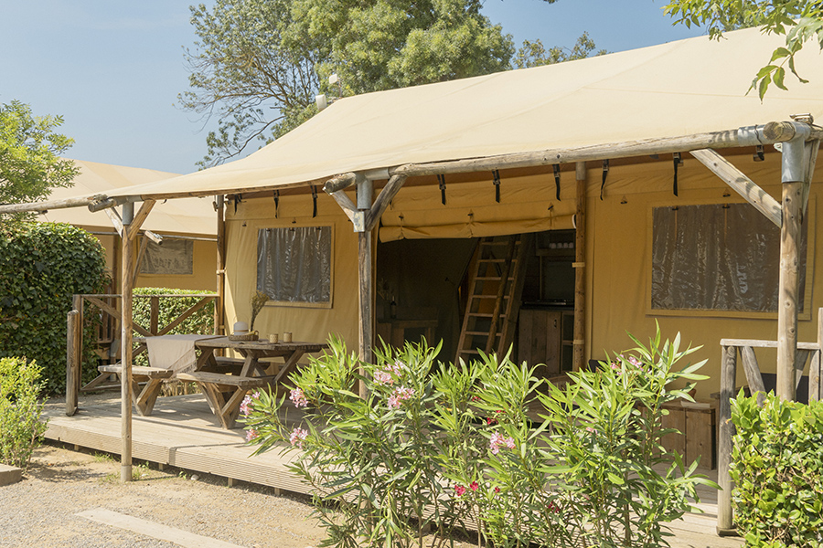 2Camping Senia Riu Escalera glamping XL para grupos