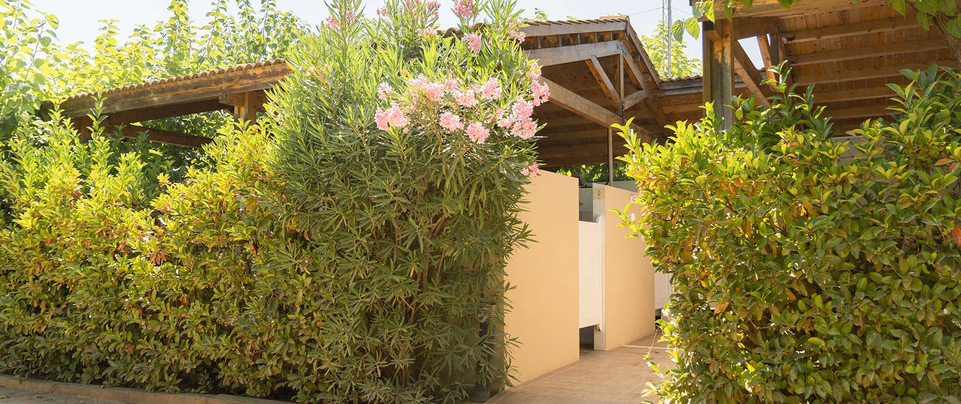 Camping con sanitarios limpios