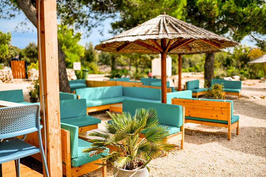 Terraza Beach Restaurant Camping Sènia Ugljan 