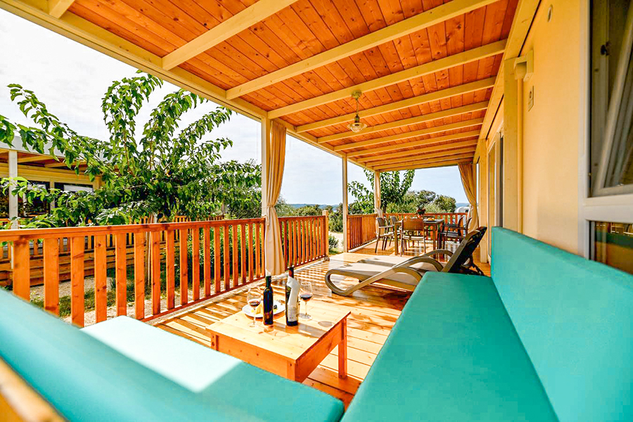 Mobile Home 3 slaapkamers groot terras