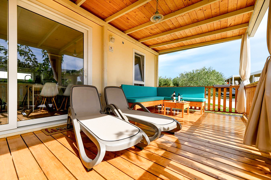 Mobile Home 3 slaapkamers ontspannend terras