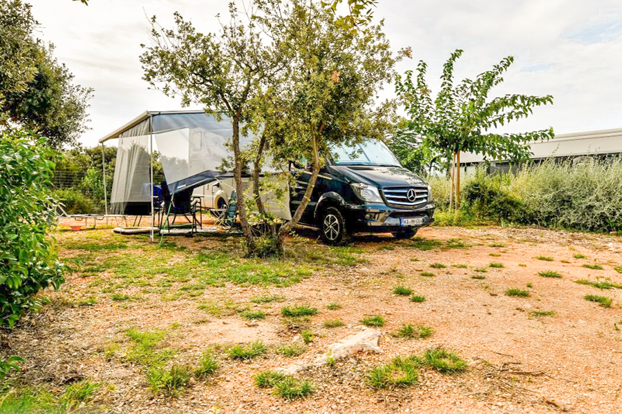 Emplacement Deluxe van aménagé