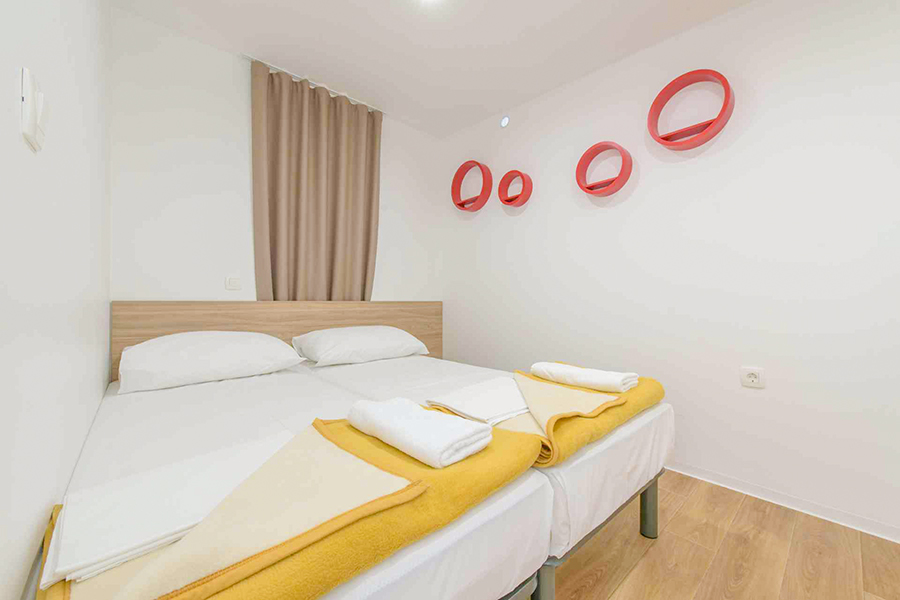 Mobile Home Premium tweepersoonsbed